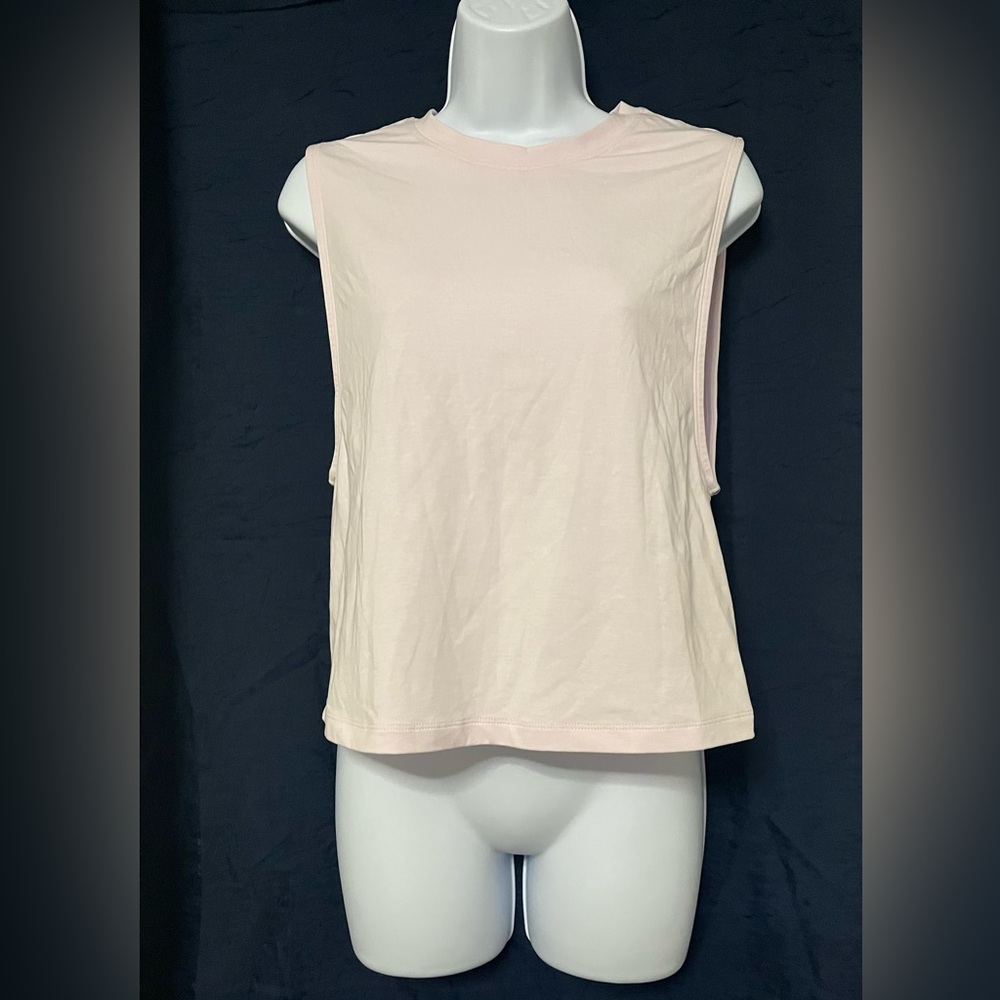 Run On Clouds Women’s Focus Crop Size Small